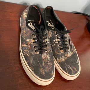 Vans Tribal Leaders Classics, 8.5M/10W, worn.